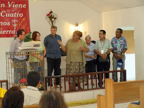 Pastor Sulema (center) with special guests.