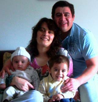 Pastor Uziel Isaías Gutierrez with his wife Leyda and children Daniel and David