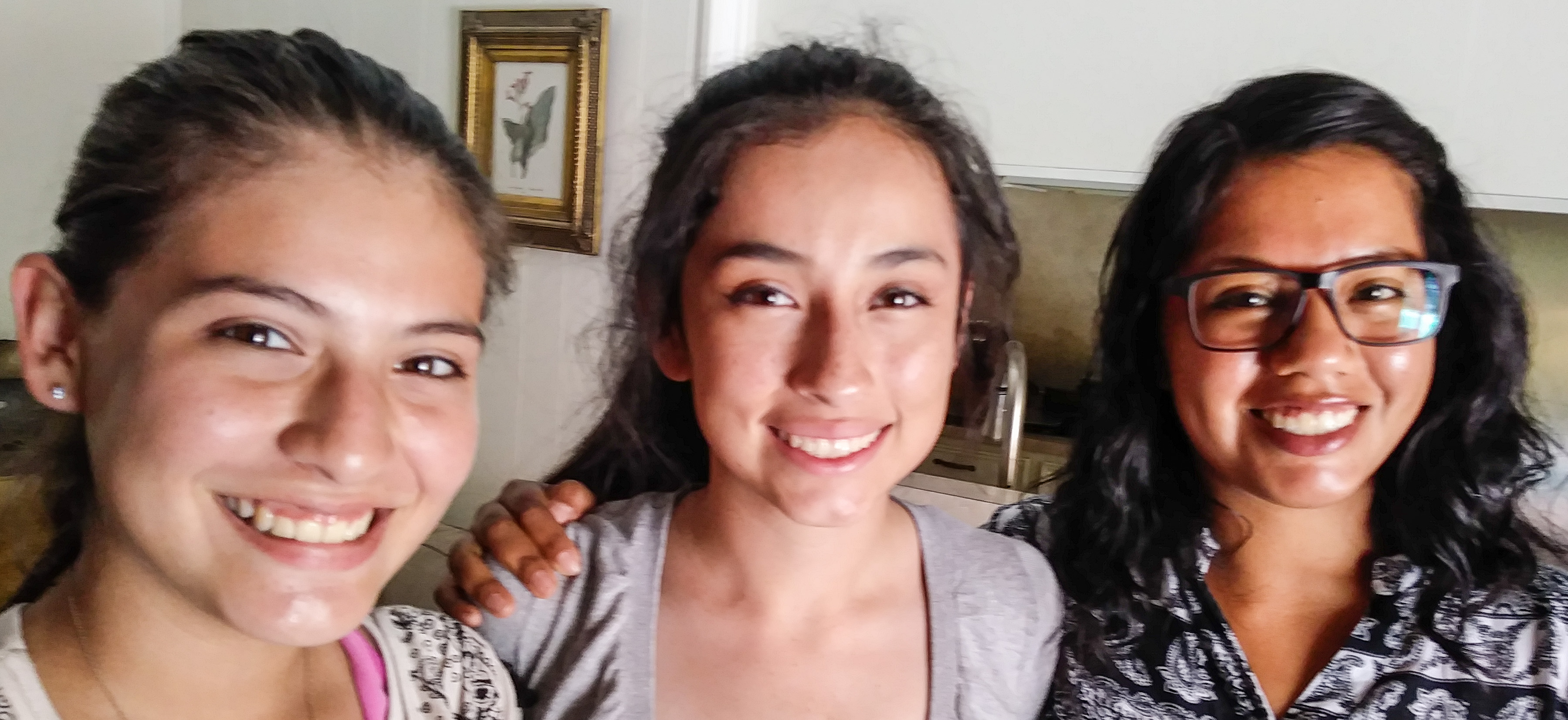 Angela, Jael y Anani